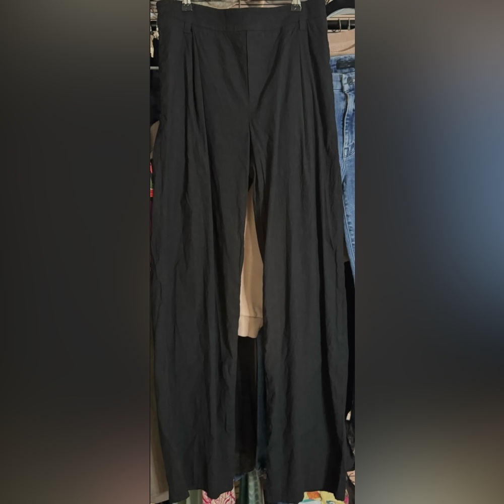 Vince wide leg black pull on pant linen blend M